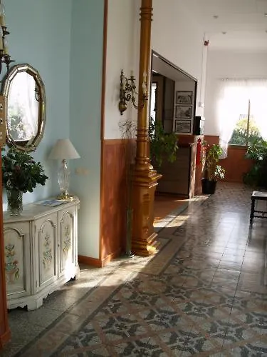 Hotel Hostal del Sol Sant Feliu de Guíxols 3*,