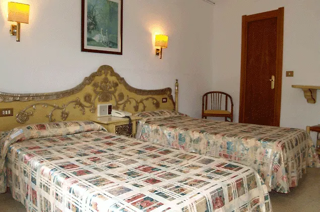 Hotel Hostal del Sol Sant Feliu de Guíxols Spanje